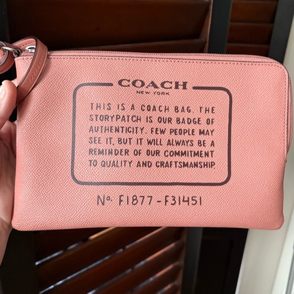 Coach Coral Leather Pouch - Picture 2 of 4